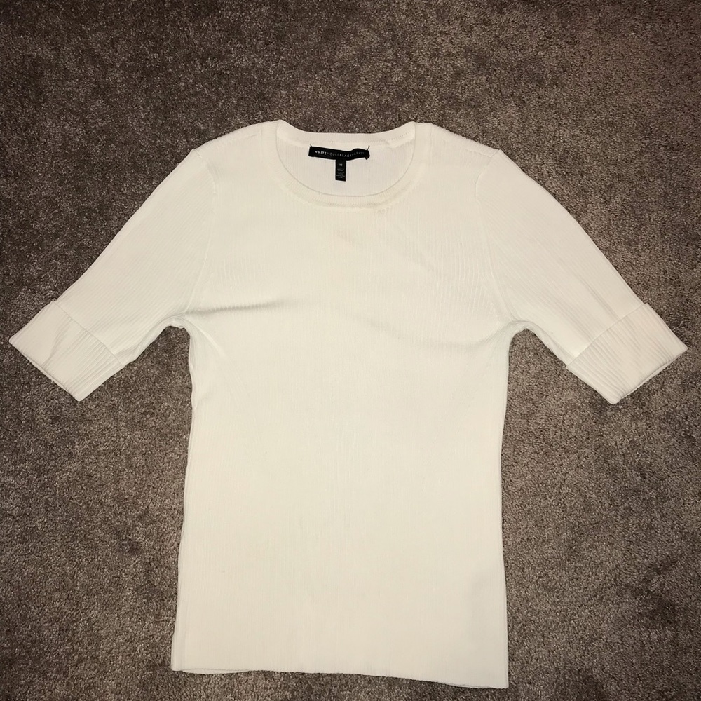 Women’s top. Size M